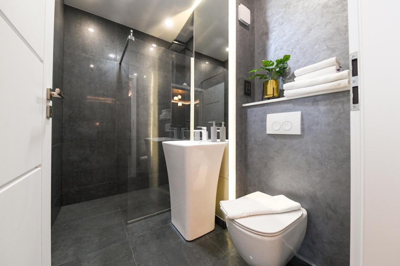 Panoramic Apartment With Terrace Cluj-Napoca Ngoại thất bức ảnh