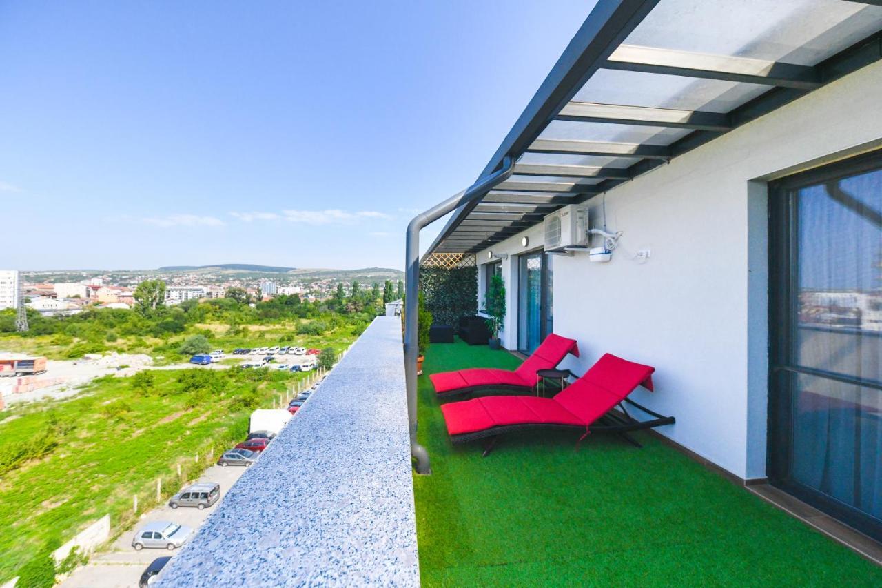 Panoramic Apartment With Terrace Cluj-Napoca Ngoại thất bức ảnh