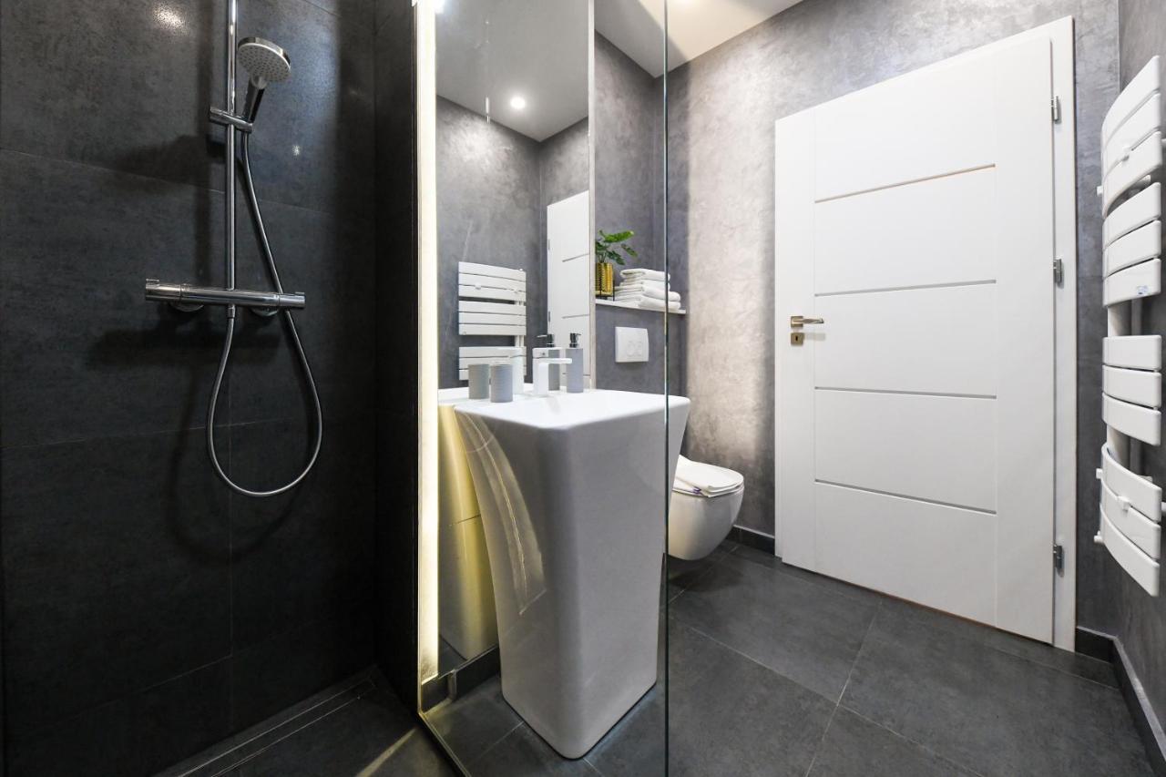 Panoramic Apartment With Terrace Cluj-Napoca Ngoại thất bức ảnh