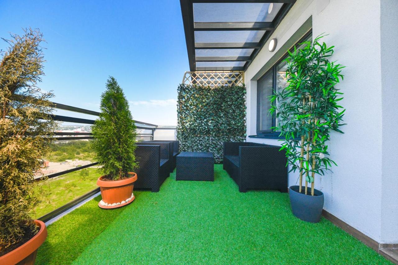 Panoramic Apartment With Terrace Cluj-Napoca Ngoại thất bức ảnh